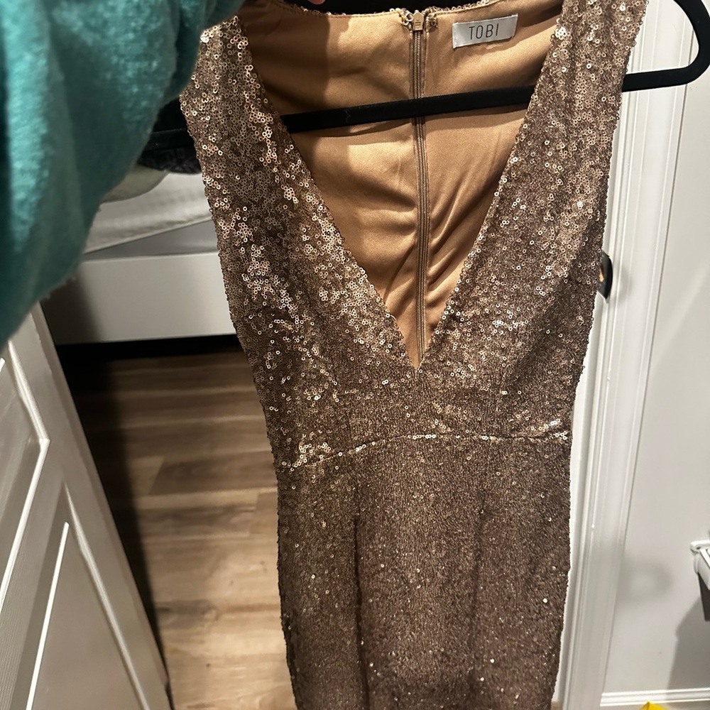 Tobi Champagne Sequin Backless Dress